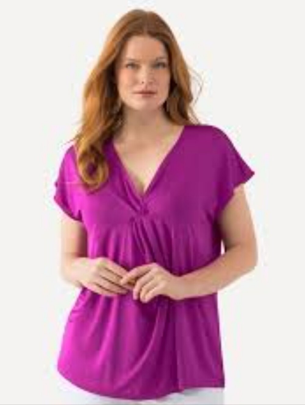 East 5th-Womens Short-Sleeved V-Neck Knit Blouse. Size L-XL NWT-MSRP $27